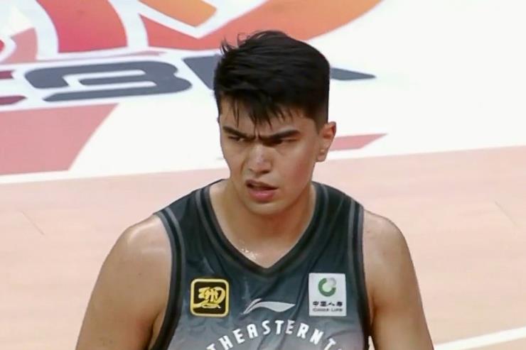 相當(dāng)高效！魯吐布拉出戰(zhàn)19分鐘 7中5貢獻(xiàn)14分10籃板